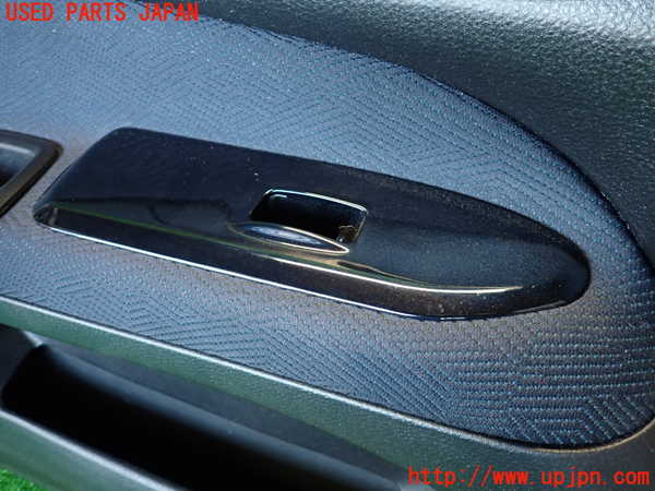 2UPJ-9235801264]ランエボ7 GT-A(CT9A)左前ドア内張り 中古_2