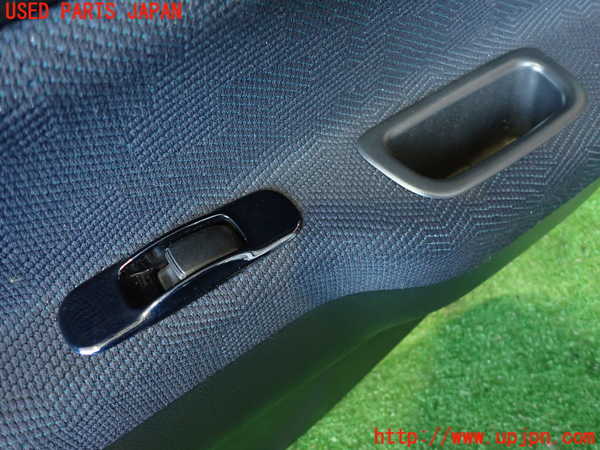 2UPJ-9235801294]ランエボ7 GT-A(CT9A)右後ドア内張り 中古_3