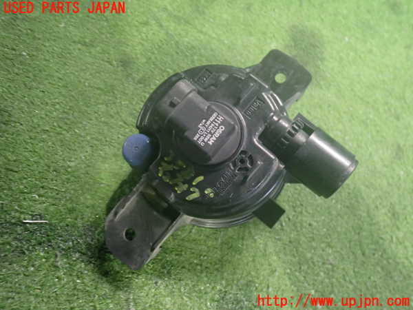 2UPJ-9235811180]BMW X3(PC30)(E83系)右フォグ 中古_2