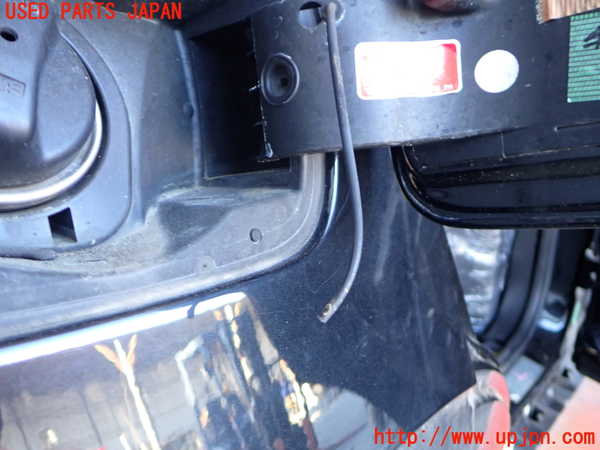 2UPJ-9235811690]BMW X3(PC30)(E83系)フューエルリッド 中古_3