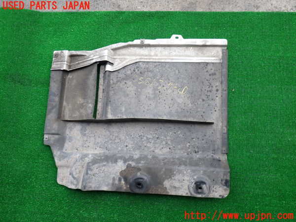 2UPJ-9235811721]BMW X3(PC30)(E83系)アンダーカバー1 中古_2