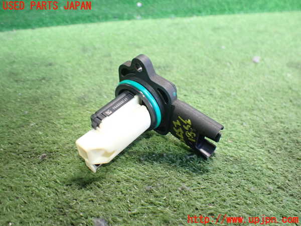 2UPJ-9235816320]BMW X3(PC30)(E83系)エアフロメーター 中古_2