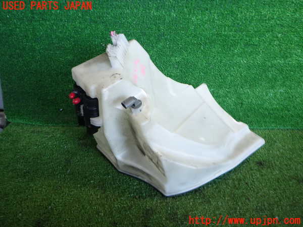 2UPJ-9235816791]BMW X3(PC30)(E83系)ウォッシャータンク1 中古_2