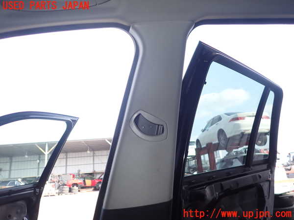 2UPJ-9235817665]BMW X3(PC30)(E83系)右センターピラートリム 中古_2