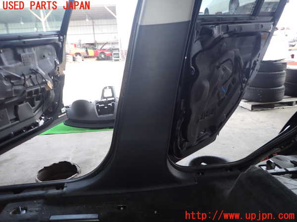 2UPJ-9235817665]BMW X3(PC30)(E83系)右センターピラートリム 中古_3
