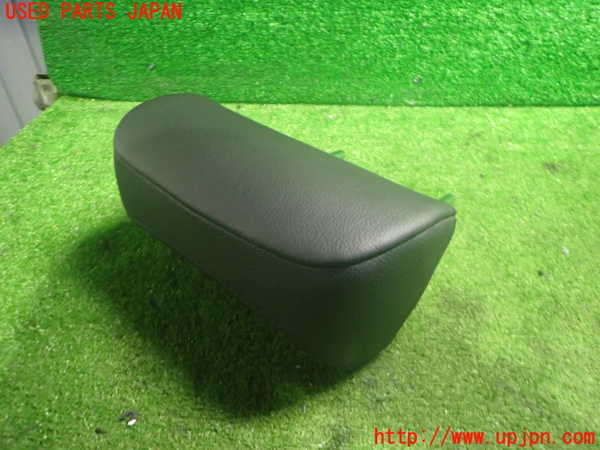2UPJ-9235817150]BMW X3(PC30)(E83系)右2列目ヘッドレスト 中古_3