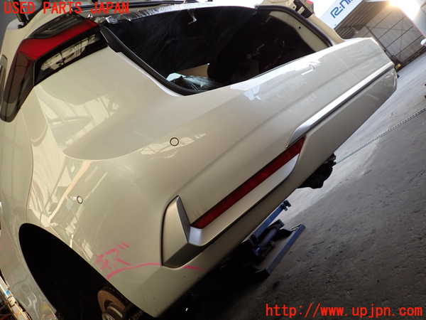 2UPJ-9235821610]BMW 218d アクティブツアラー(22BY20)(U06)リアバンパー 中古_3