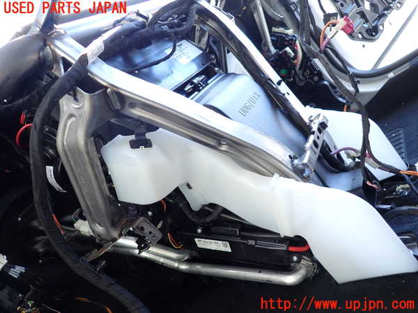 2UPJ-9235826081]BMW 218d アクティブツアラー(22BY20)(U06)エバポレーター1 中古_2