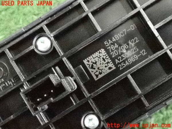 2UPJ-9235826240]BMW 218d アクティブツアラー(22BY20)(U06)右前パワーウィンドウスイッチ 中古_3