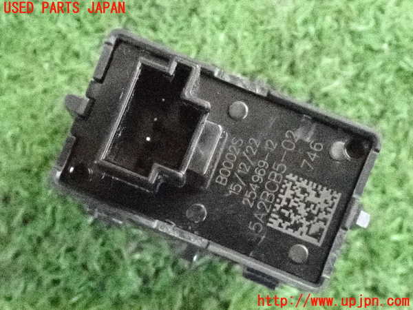 2UPJ-9235826245]BMW 218d アクティブツアラー(22BY20)(U06)左前パワーウィンドウスイッチ 中古_3