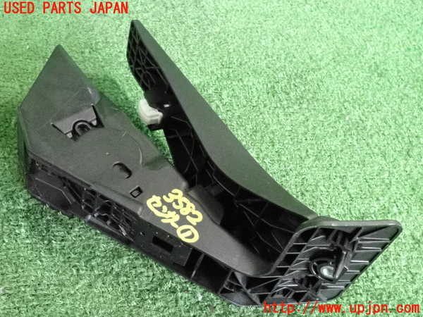 2UPJ-9235826381]BMW 218d アクティブツアラー(22BY20)(U06)センサー1 中古_2