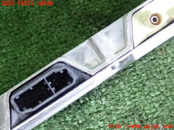 2UPJ-9235826147]BMW 218d アクティブツアラー(22BY20)(U06)コンピューター2 中古_4