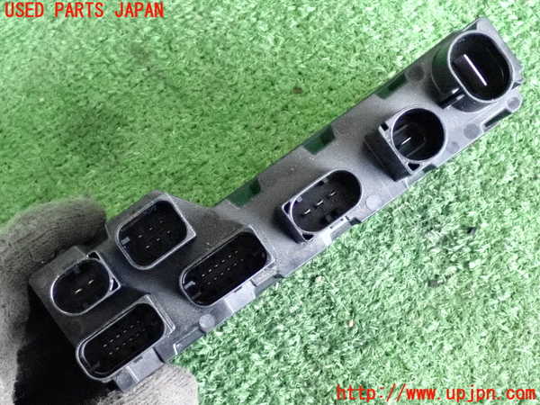2UPJ-9235826156]BMW 218d アクティブツアラー(22BY20)(U06)コンピューター11 中古_4