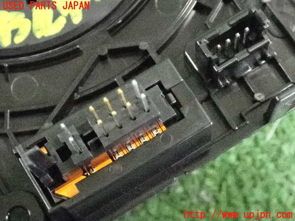 2UPJ-9235826800]BMW 218d アクティブツアラー(22BY20)(U06)スパイラルケーブル(リール) 中古_4