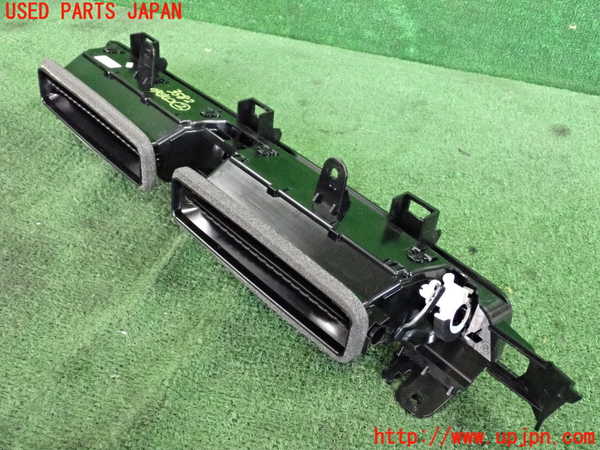 2UPJ-9235827527]BMW 218d アクティブツアラー(22BY20)(U06)エアコン吹き出し口2 (左) 中古_3