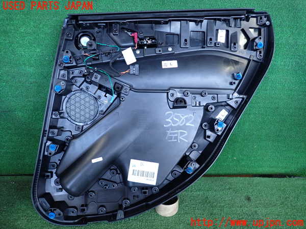 2UPJ-9235821324]BMW 218d アクティブツアラー(22BY20)(U06)左後ドア内張り 中古_4