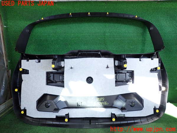 2UPJ-9235821578]BMW 218d アクティブツアラー(22BY20)(U06)バックドア内張り 中古_2