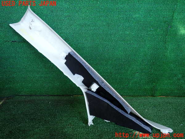 2UPJ-9235827655]BMW 218d アクティブツアラー(22BY20)(U06)右フロントピラートリム 中古_2