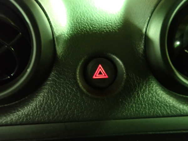 1UPJ-9235836290]コペン(L880K)ハザードスイッチ 中古_5