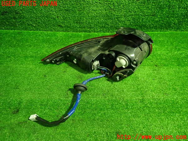 1UPJ-9235841530]ロードスター(ND5RC)右テールランプ 中古_2