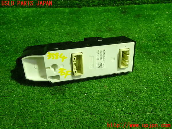 1UPJ-9235846240]ロードスター(ND5RC)右パワーウィンドウスイッチ 中古_3