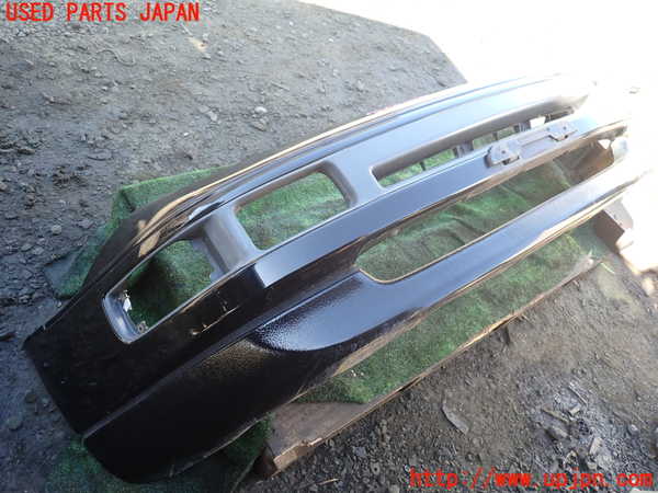 1UPJ-9235851010]フェアレディZ(GZ32)フロントバンパー 中古_3