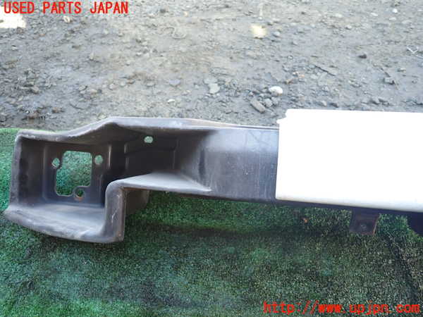 1UPJ-9235851014]フェアレディZ(GZ32)フロントバンパーホースメント 中古_3