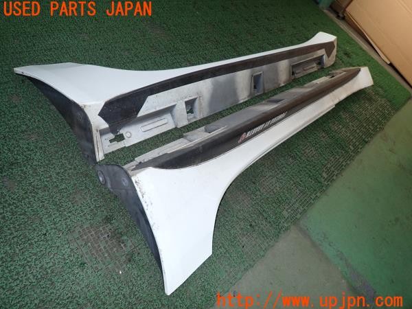 3UPJ=9235860025]アバルト 124スパイダー(NF2EK)純正 サイドステップ 中古_2