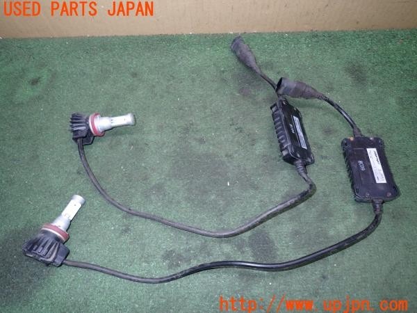 3UPJ=9235860505]アバルト 124スパイダー(NF2EK)IPF LEDフォグランプ デュアルカラー 中古_2