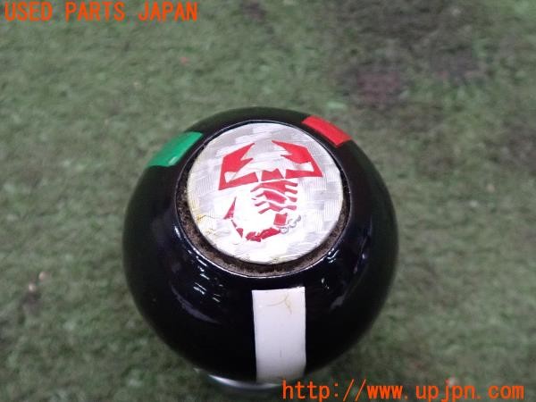 3UPJ=9235860614]アバルト 124スパイダー(NF2EK)社外 シフトノブ 中古_3