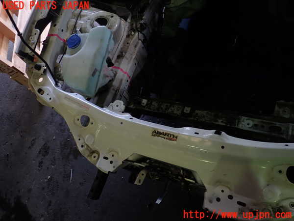 1UPJ-9235861042]アバルト・124スパイダー(NF2EK)コアサポート（カット） 中古_2