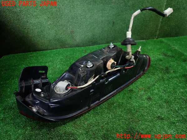 1UPJ-9235861536]アバルト・124スパイダー(NF2EK)左テールランプ 中古_3