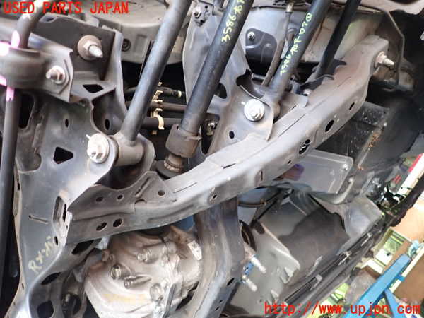 1UPJ-9235865295]アバルト・124スパイダー(NF2EK)リアメンバー 中古_2