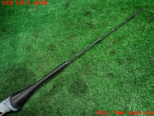 1UPJ-9235866550]アバルト・124スパイダー(NF2EK)アンテナ 中古_2