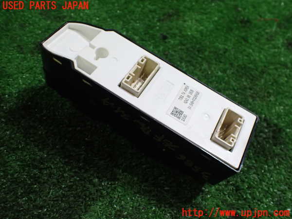 1UPJ-9235866240]アバルト・124スパイダー(NF2EK)右パワーウィンドウスイッチ 中古_2