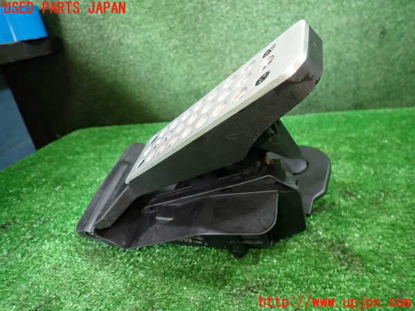 1UPJ-9235866381]アバルト・124スパイダー(NF2EK)センサー1 中古_3