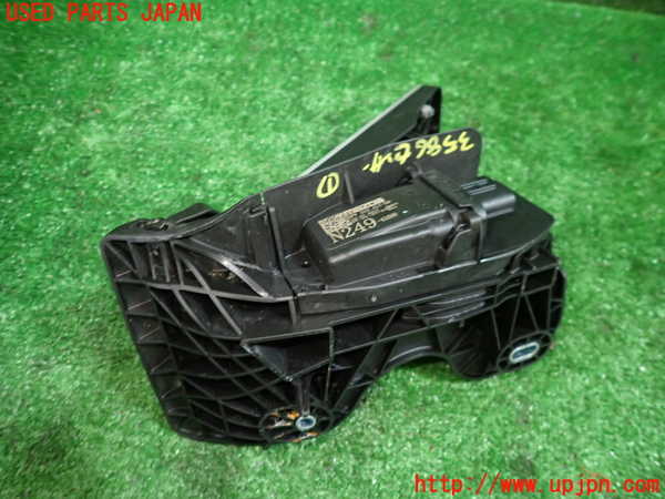 1UPJ-9235866381]アバルト・124スパイダー(NF2EK)センサー1 中古_4