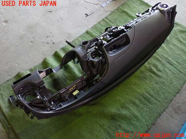 1UPJ-9235867505]アバルト・124スパイダー(NF2EK)ダッシュボード 中古_2