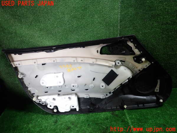 1UPJ-9235861234]アバルト・124スパイダー(NF2EK)右ドア内張り 中古_4