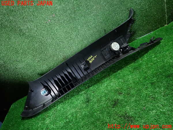 1UPJ-9235867655]アバルト・124スパイダー(NF2EK)右フロントピラートリム 中古_2