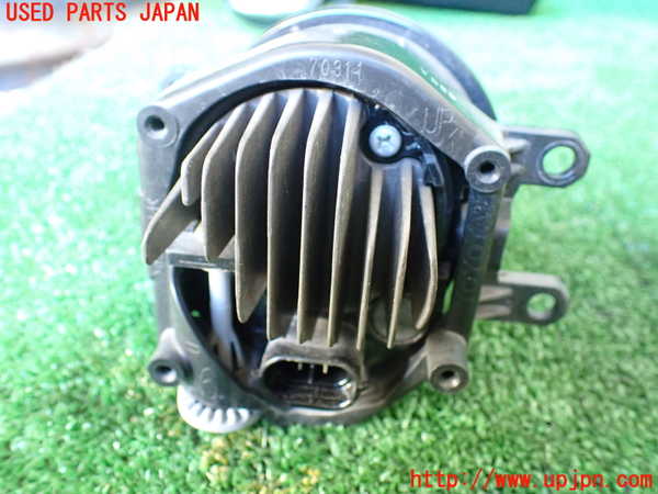 1UPJ-9235871180]レクサス・IS300h(AVE30)右フォグ 中古_2