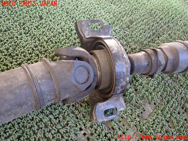 1UPJ-9235873410]レクサス・IS300h(AVE30)リアプロペラシャフト 中古_3
