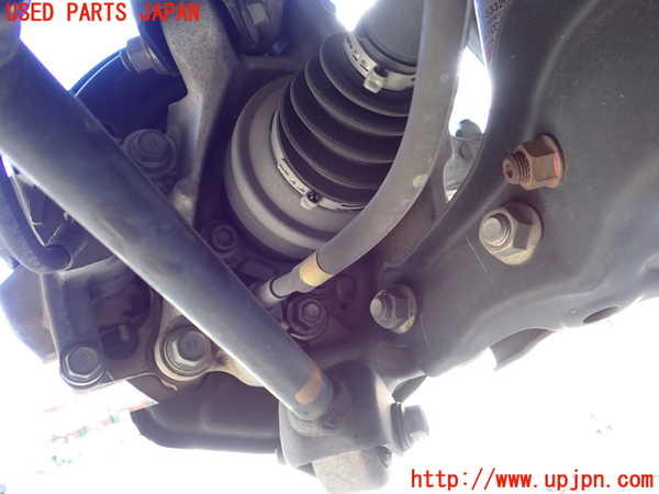 1UPJ-9235874300]レクサス・IS300h(AVE30)右リアナックルハブ 中古_2