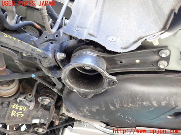 1UPJ-9235875295]レクサス・IS300h(AVE30)リアメンバー 中古_3