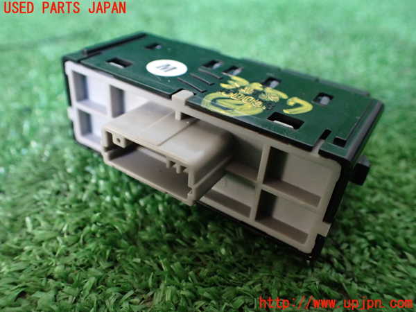 1UPJ-9235876309]レクサス・IS300h(AVE30)スイッチ4(メーター照度 ODOTRIP) 中古_2