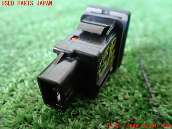 1UPJ-9235876310]レクサス・IS300h(AVE30)スイッチ5(リアサンシェード) 中古_2