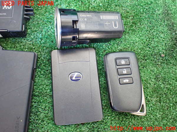 1UPJ-9235876110]レクサス・IS300h(AVE30)エンジンコンピューター 中古_4