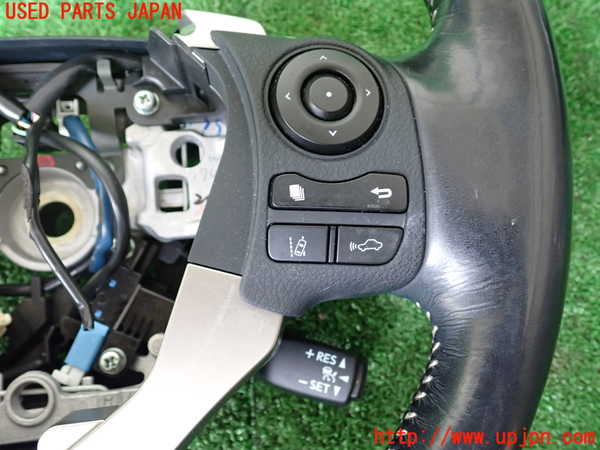 1UPJ-9235877855]レクサス・IS300h(AVE30)ステアリングホイール 中古_3