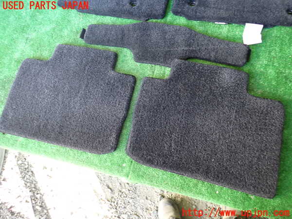 1UPJ-9235877800]レクサス・IS300h(AVE30)フロアマット 中古_4