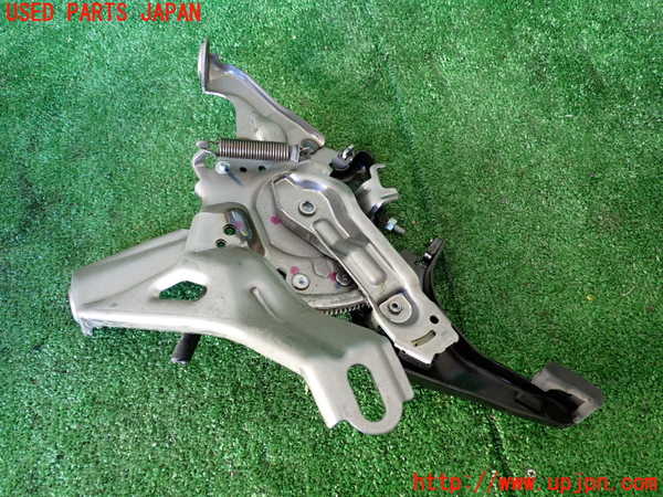 1UPJ-9235877550]レクサス・IS300h(AVE30)サイドブレーキレバー 中古_2